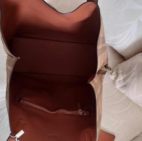 TAN REVERSIBLE TOTE BAG - Picture 6 of 8